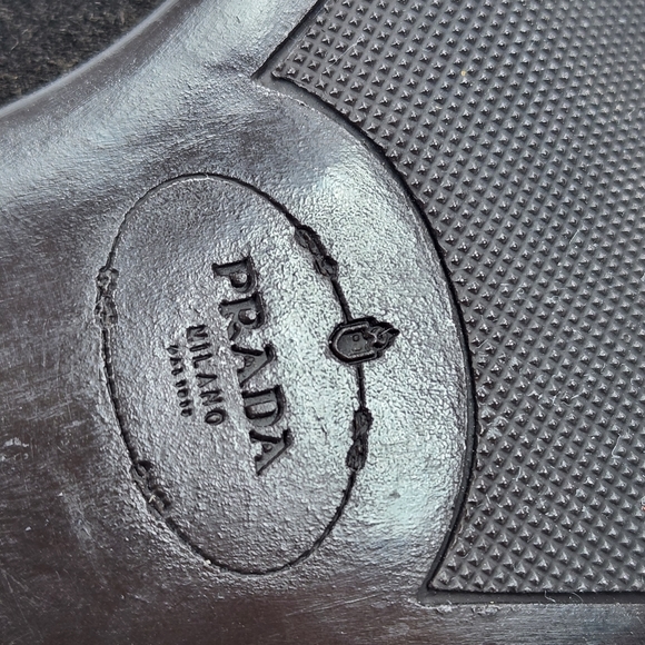 Prada Milano Women's Dark Chocolate Suede Side Zip Ankle Boots 37.5 US 7.5 - Picture 9 of 12